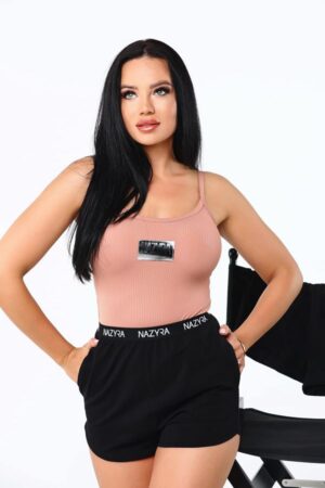 Nazyra Nyra rövidnadrág