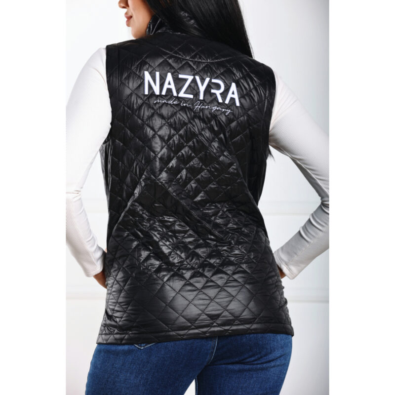 Nazyra Amira mellény