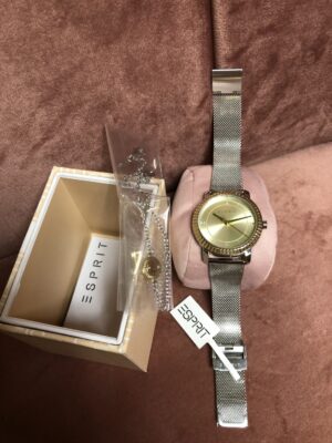 Arany számlapos Esprit óra karkötővel arany berakás kövekkel szettben dobozzal
