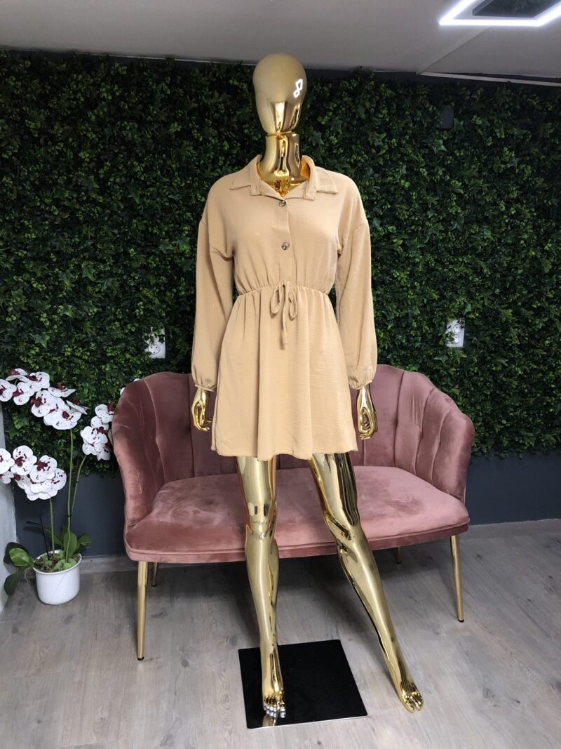 Stella gombos, húzott ruha