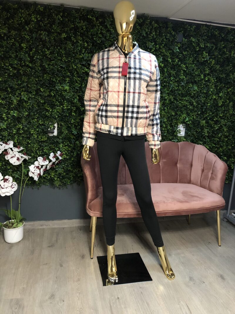 Miana rövid steppelt kabát