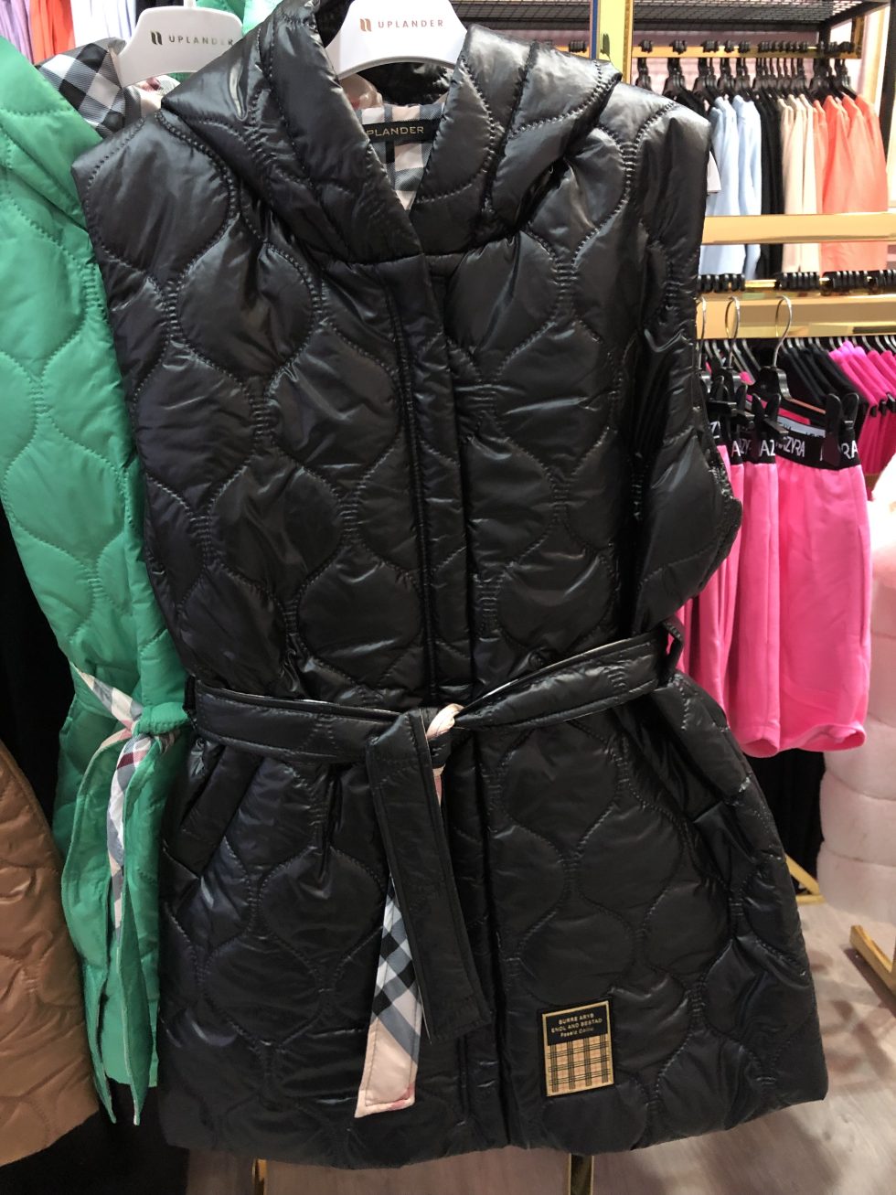 Riana hosszú kapucnis mellény