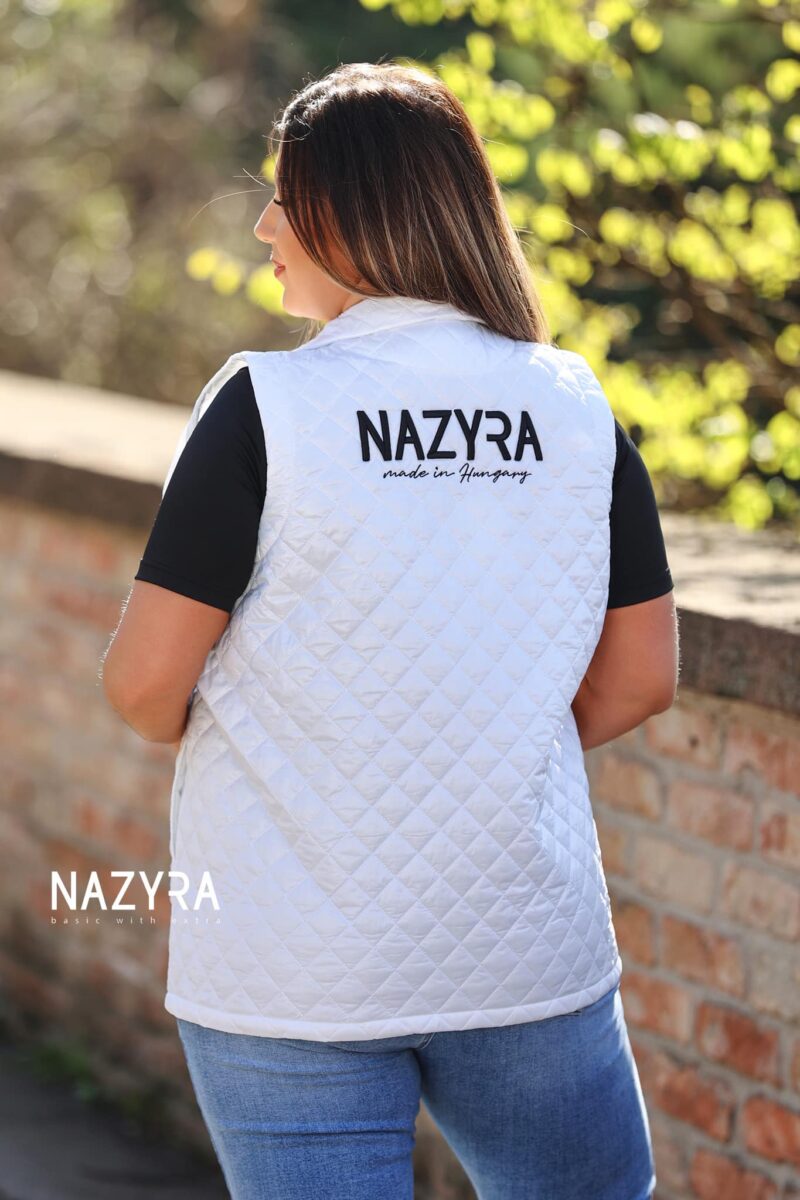 Nazyra Amira mellény