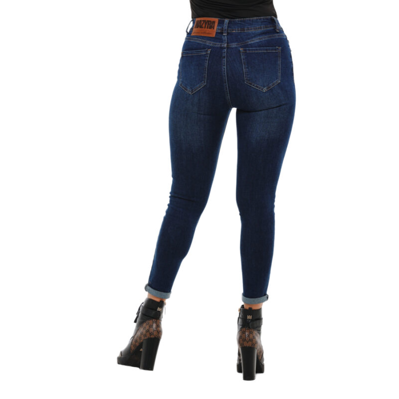 Nazyra Xenia farmer