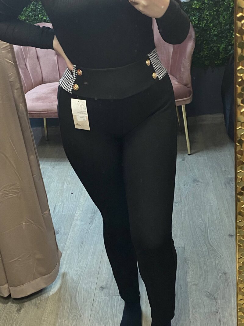 Elegáns nadrág tyúklábmintás derékkal