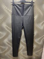 Fűzős derekú bőr legging