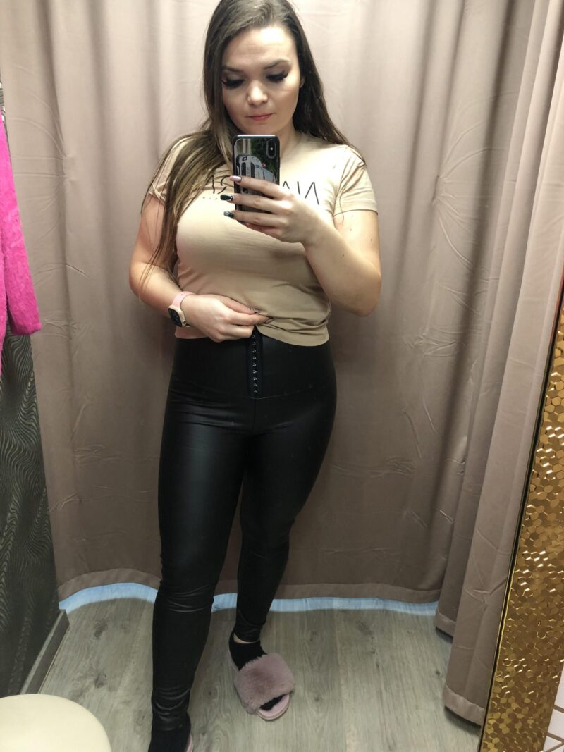 Fűzős derekú bőr legging