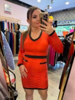 Strip nazyra ruha Méretek: S, M, L, XL Anyag: 80% poliamid 20% elasztán letisztul kényelmes hosszú ujjú