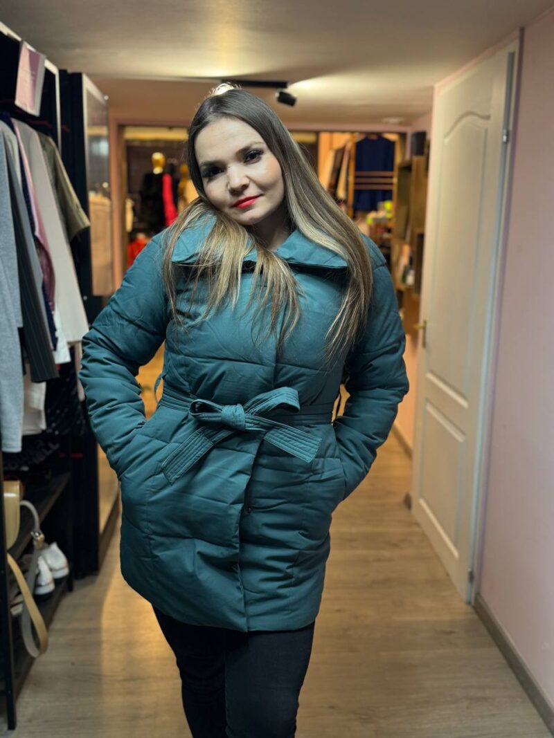 zold teli kabat szoros belso matt szín kapucni nelkul elegans kialakitas ov