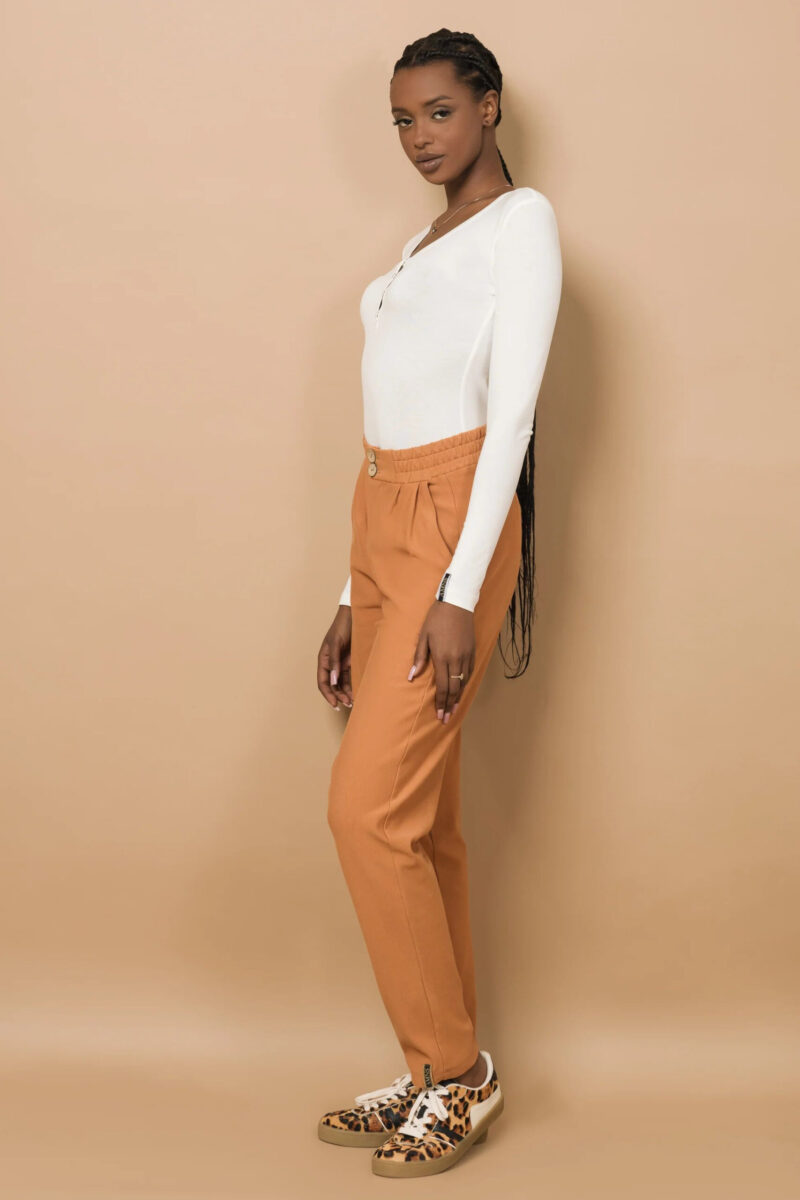 amnesia agiro felso l/XL meretben barna fekete feher szinben